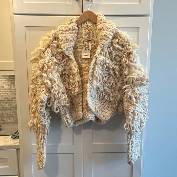 Free People Curly Q Cardigan size Small Chunky Knit Cream color NWT - Picture 2 of 4